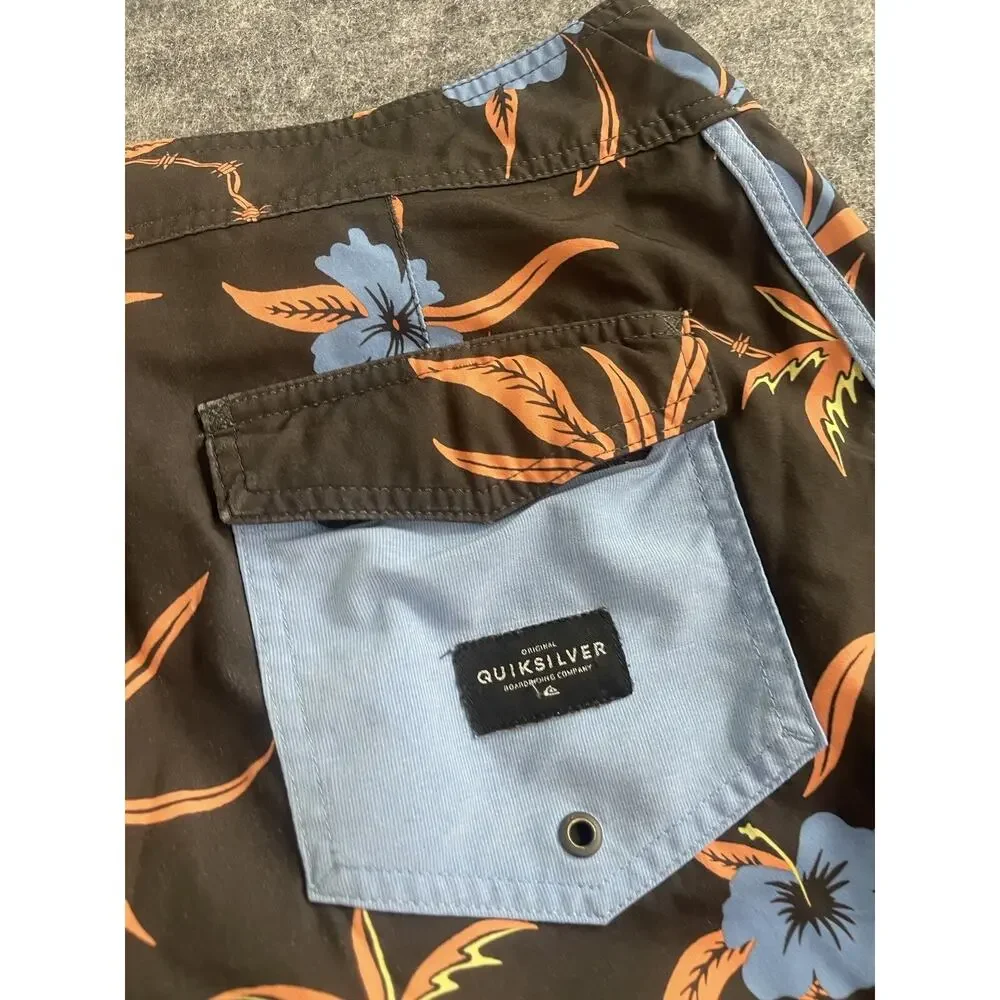 Quiksilver Board Shorts Mens 28 Brown Blue Swim Trunks Pineapple Print N100